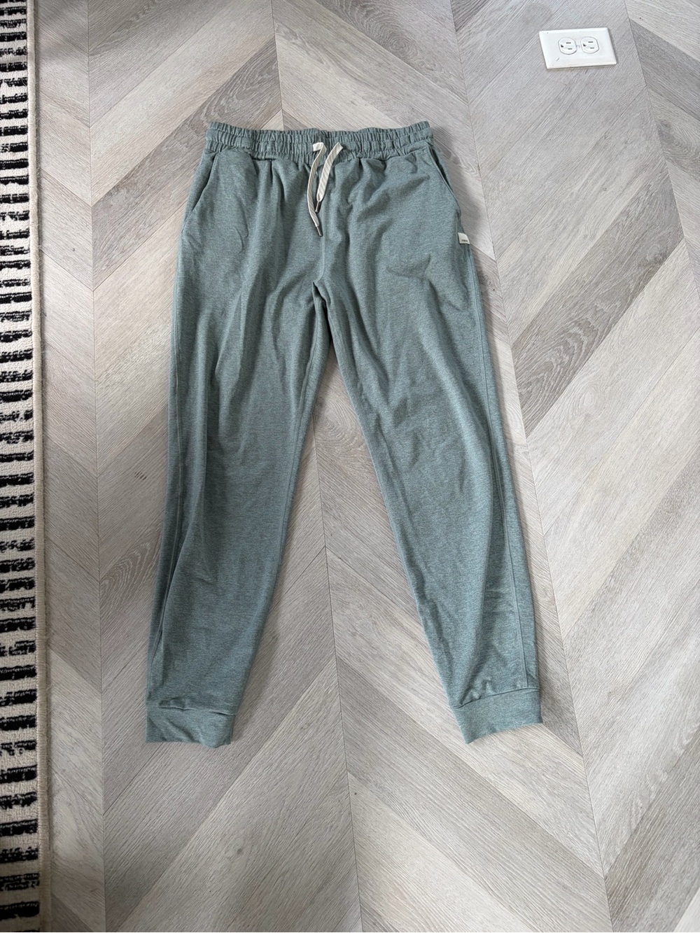 Vuori joggers